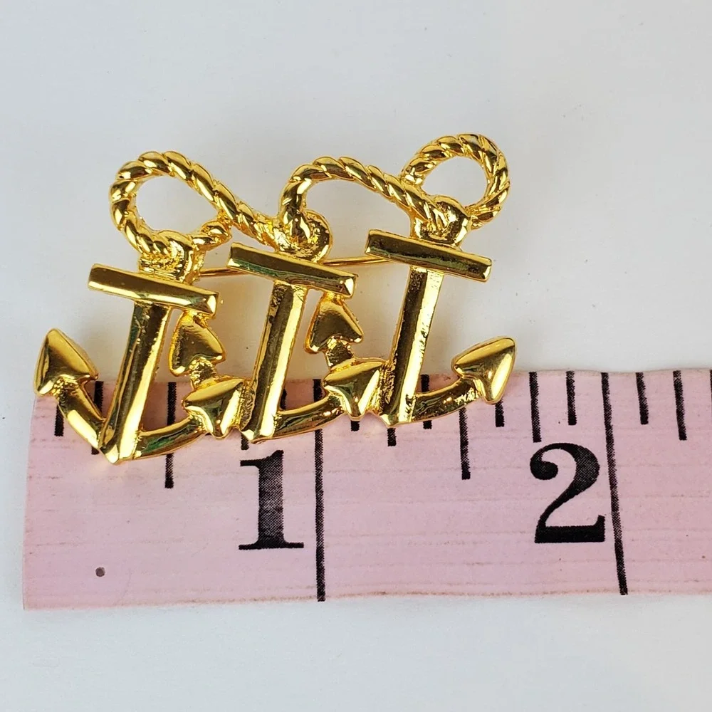 Gold Tone Metal 3 Anchors with Rope Sailing Boating Nautical Brooch Pin